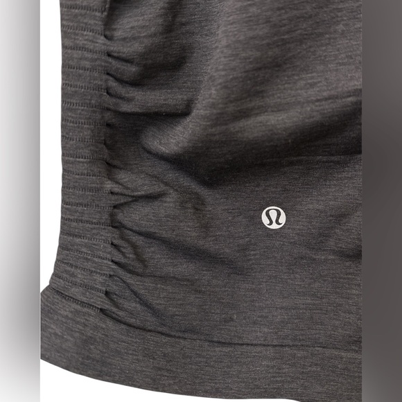 NWOT Lululemon In The Flow Tank- Size 8 - Picture 8 of 8